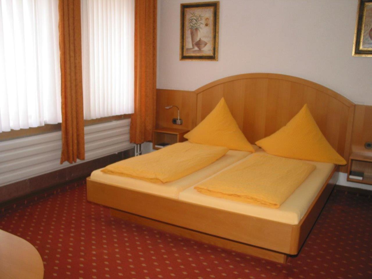 Muhlheim an der Donau Hotel Gaestehaus Theresia Garni المظهر الخارجي الصورة